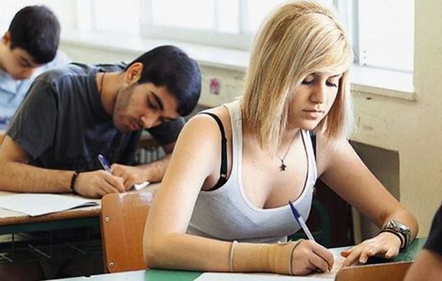 Αλλαγές σε Πανελλαδικές, πρότυπα σχολεία και μετεγγραφές