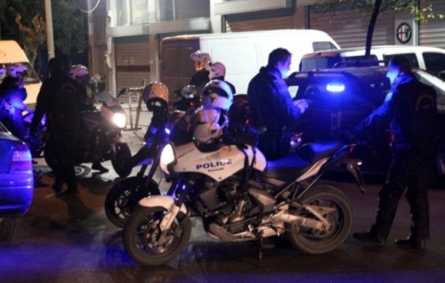 Πιστολίδι ληστών με αστυνομικούς στη Νέα Ιωνία