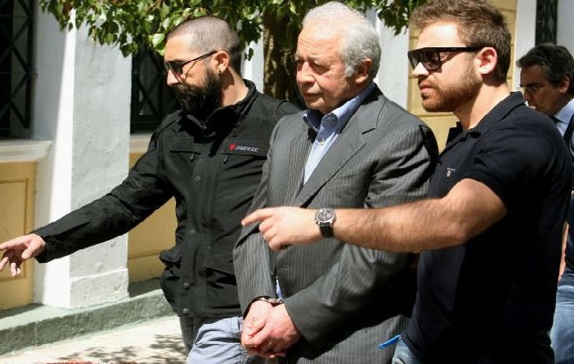 Ελεύθερος με χρηματική εγγύηση ο Σαχπατζίδης