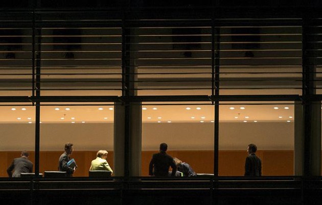 Στόχος η πολιτική συμφωνία μέχρι την Παρασκευή, λένε οι Financial Times