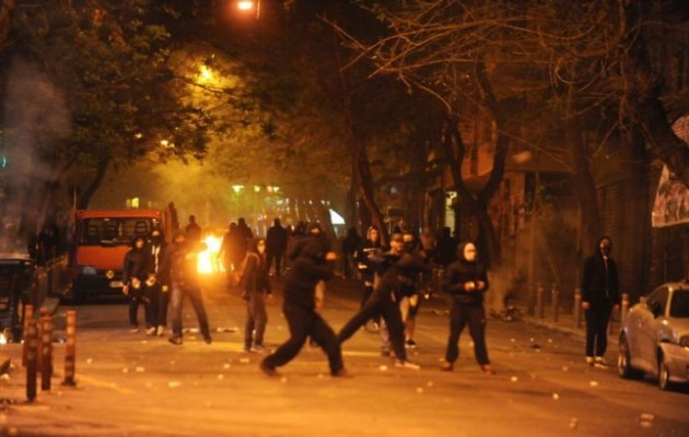 Στα Εξάρχεια “μεταφέρθηκαν” τα επεισόδια