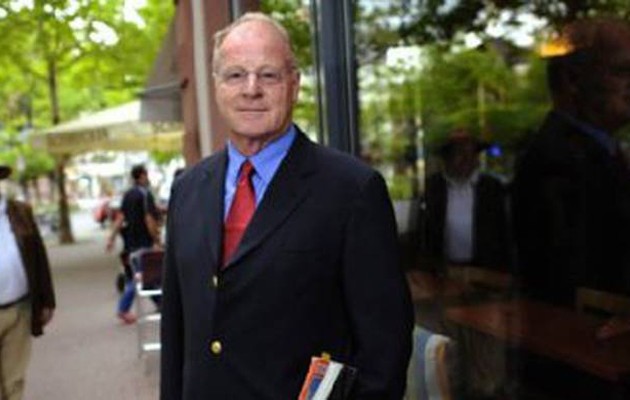 Μη ρίχνετε όλο το φταίξιμο στον ΣΥΡΙΖΑ, λέει Γερμανός τραπεζίτης