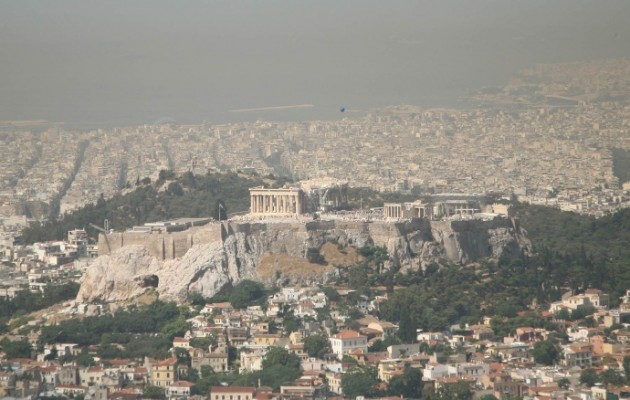 Αποπνικτική η ατμόσφαιρα στην Αθήνα – Δείτε που οφείλεται!