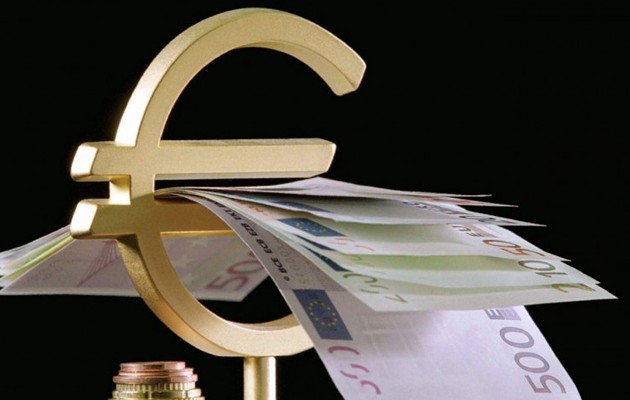 Δημοσκόπηση: Συμβιβασμό και ευρώ θέλουν οι πολίτες – Ισχυρό προβάδισμα ΣΥΡΙΖΑ