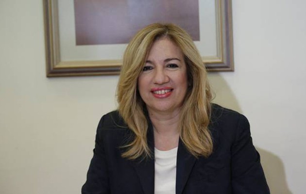 Γεννηματά: Υπεύθυνος για τις επιλογές του ο Τσίπρας – Να διαγράψει τον Βαρουφάκη