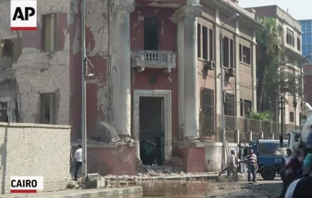 Το Ισλαμικό Κράτος επιτέθηκε στο Ιταλικό Προξενείο στο Κάιρο