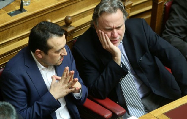 Παππάς – Κατρούγκαλος: Τα ιδιωτικά κανάλια να σεβαστούν τη νομιμότητα