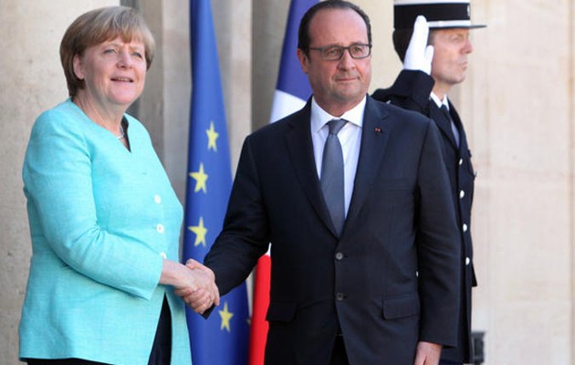 Μαστίγιο από Μέρκελ και καρότο από Ολάντ για την Ελλάδα