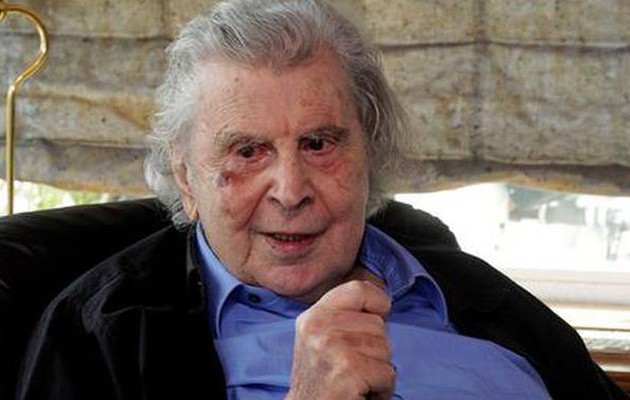 Έκκληση Μίκη σε Τσίπρα για διακοπή του προγράμματος λιτότητας