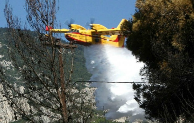 Μεγάλη πυρκαγιά μαίνεται στον Όλυμπο