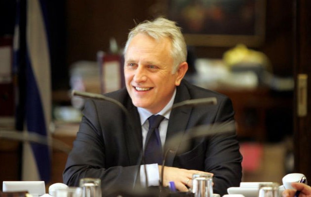 Συνωστισμός στην Κεντροαριστερά – Επίσημα υποψήφιος και ο Ραγκούσης