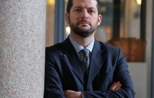 Ιταλός βουλευτής: Ο Τσίπρας προκάλεσε την καταστροφή στην Ελλάδα