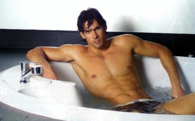 Ο Σπαλιάρας αποκαλύπτει μετά τα 4.000 «θύματα» – Είμαι ο Μπάτμαν