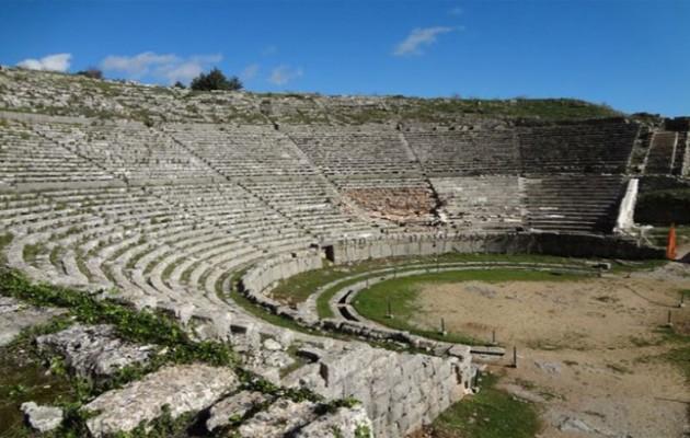 Μετά από 17 χρόνια ανοίγει για δύο μόνο παραστάσεις το αρχαίο θέατρο Δωδώνης