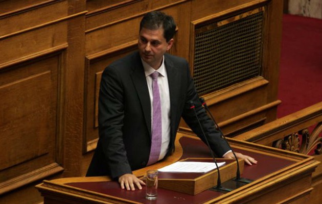 Θεοχάρης: Υπάρχουν κόμματα που θέλουν να γυρίσουν την Ελλάδα στη Ρωσία του Λένιν