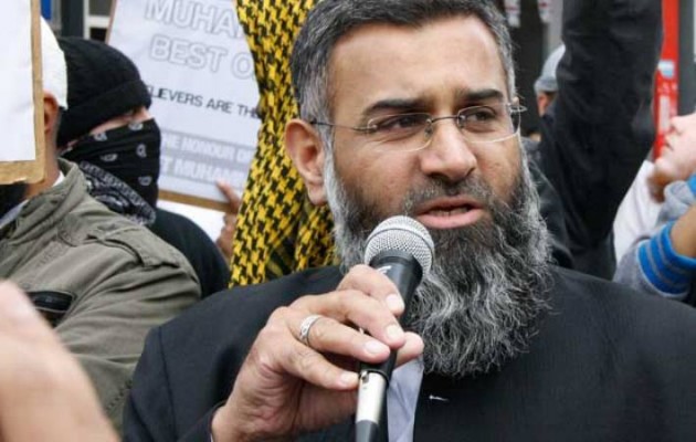Ο ιμάμης του Λονδίνου Αντζέμ Χουντάρι κατηγορείται για συμμετοχή στο Ισλαμικό Κράτος