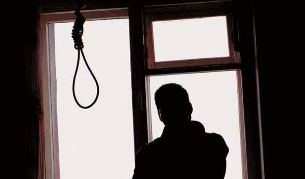 Σοκ στην Πρέβεζα: Βρήκε κρεμασμένο τον φίλο της σε δωμάτιο ξενοδοχείου