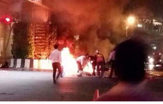 Έκρηξη βόμβας σκόρπισε το θάνατο στη Μπανγκόκ (φωτογραφίες)