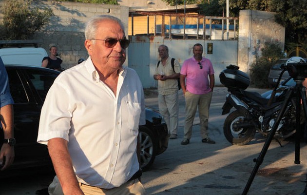 Ολα καλά τα βλέπει ο Φλαμπουράρης με τους μετανάστες