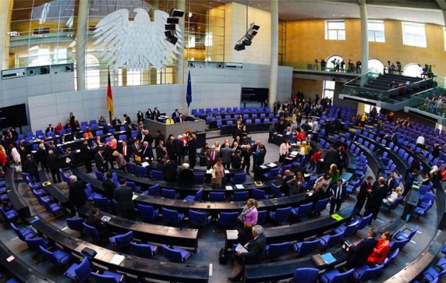 Η γερμανική Βουλή ενέκρινε το Τρίτο Μνημόνιο της Ελλάδας