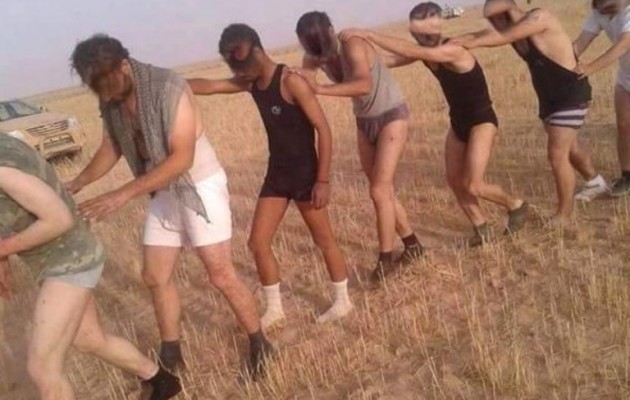 Οι Κούρδοι ξεβράκωσαν αιχμάλωτους τζιχαντιστές από το Ισλαμικό Κράτος (φωτο)