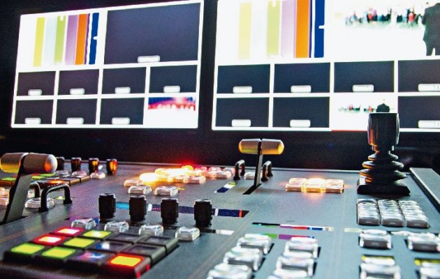 Επιτέλους «τα σκάνε» άμεσα οι καναλάρχες για τον αναβαλλόμενο φόρο