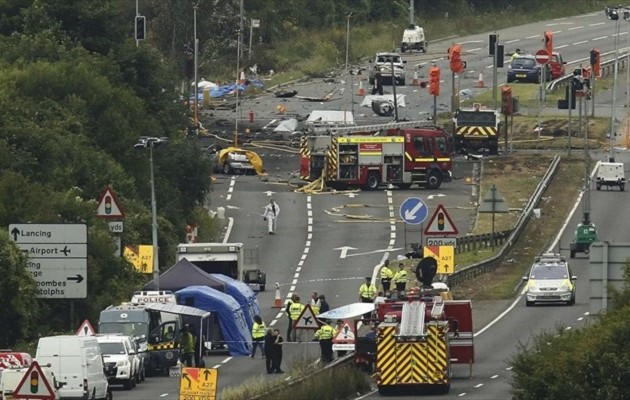 Αγγλία: Στους 11 οι νεκροί από το αεροπορικό δυστύχημα σε αυτοκινητόδρομο
