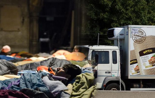 Τραγωδία στην Αυστρία: Πενήντα μετανάστες βρέθηκαν νεκροί μέσα σε φορτηγό