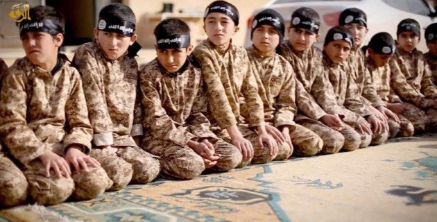 Εκτεταμένο παιδομάζωμα από το Ισλαμικό Κράτος – 1.504 παιδιά πήραν μόνο από τη Μοσούλη