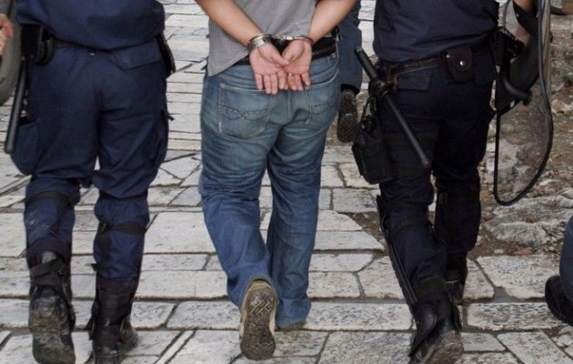 Στον εισαγγελέα δυτικής Κρήτης ο τζιχαντιστής που συνελήφθη στα Χανιά
