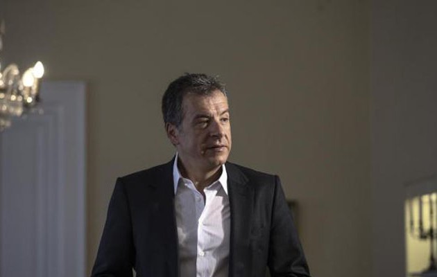 Θεοδωράκης: Ή συνεργασία με το πρώτο κόμμα ή ξανά εκλογές