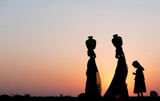 Θα βιαστούν ως τιμωρία γιατί ο αδελφός τους έχει σχέση με παντρεμένη