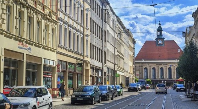 Κατασχέσεις πολυτελών ακινήτων για στέγαση προσφύγων