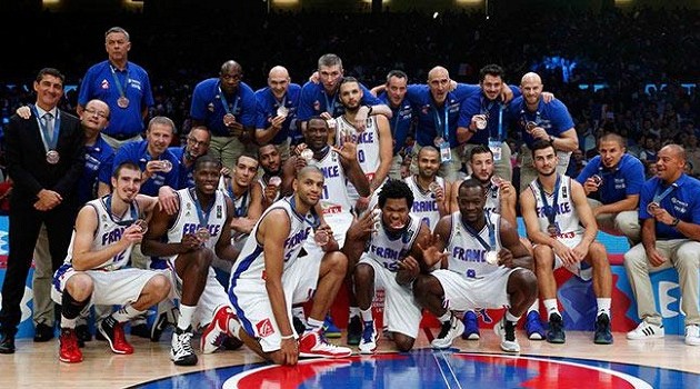 Ευρωμπάσκετ: Το χάλκινο μετάλλιο η Γαλλία – Νίκησε 81-68 την Σερβία