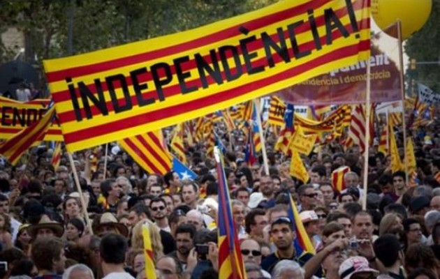 Αρχίζει την πορεία προς την ανεξαρτησία της η Καταλονία