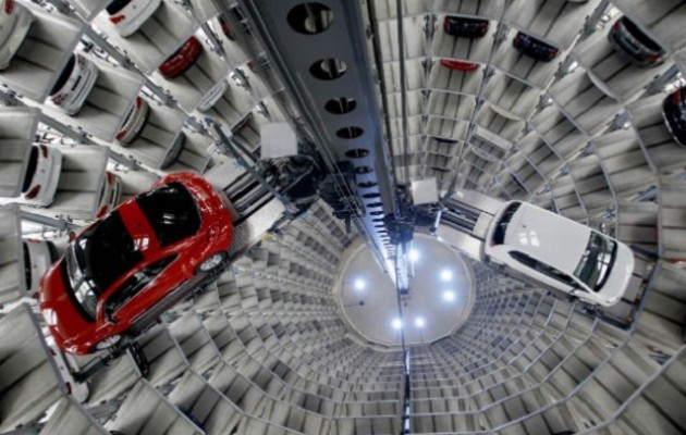 Σκάνδαλο VW: Από κατήγορος του Τσίπρα στο εδώλιο του κατηγορουμένου η Γερμανία