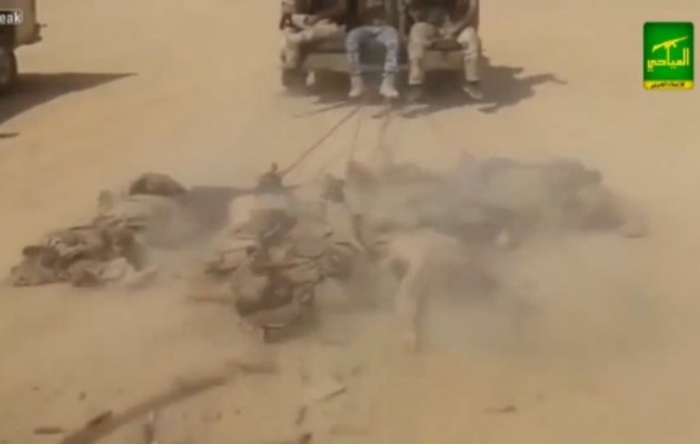 Ιρακινοί ατιμάζουν νεκρούς τζιχαντιστές όπως ο Αχιλλέας τον νεκρό Έκτορα (βίντεο)