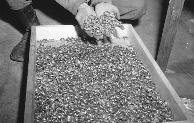 Κεντρικός τραπεζίτης Πολωνίας: “Φάρσα” το τρένο με θησαυρούς των Ναζί