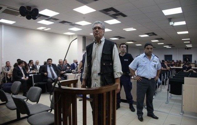 Συγκλονίζει ο πατέρας Φύσσα: «Επαγγελματικό το χτύπημα»