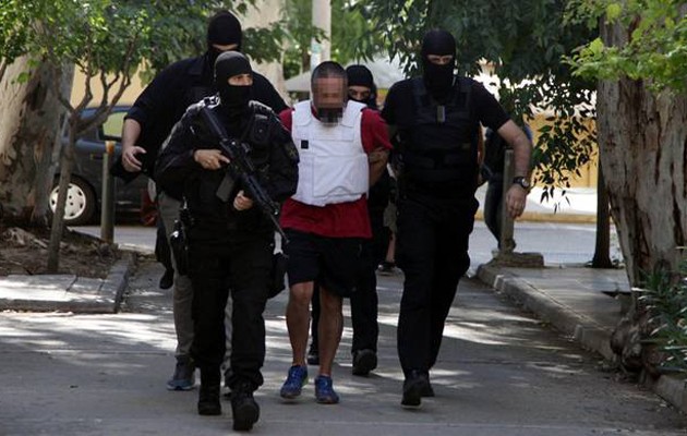 Απίστευτες εικόνες από τα ευρήματα στο κρησφύγετο του Πετρακάκου (φωτο)