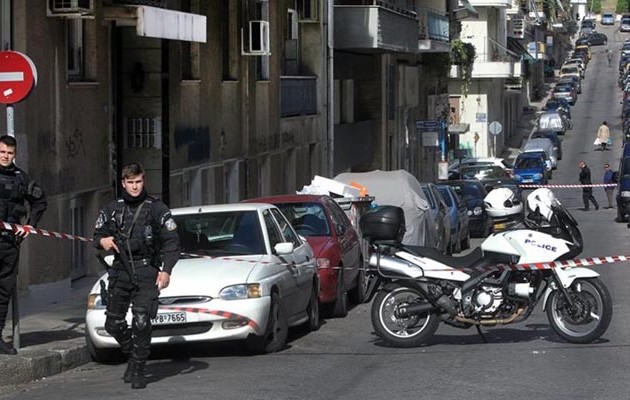 Άγριο πιστολίδι σε κατάστημα στα Ιλίσια