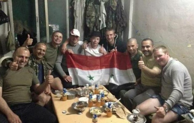 Ρώσοι πεζοναύτες έφτασαν στη Συρία και ποζάρουν χαρούμενοι!