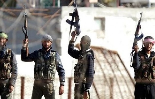 ΣΟΚ! Οι “αντάρτες” που εκπαίδευσαν ΗΠΑ και Τουρκία εντάχθηκαν στην Αλ Κάιντα