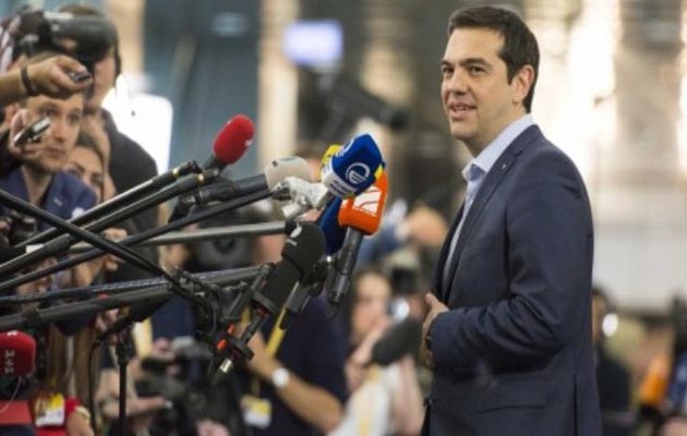 Τσίπρας στη Wall Street Journal: Αναδιάρθρωση του χρέους για να γυρίσει η Ελλάδα στις Αγορές
