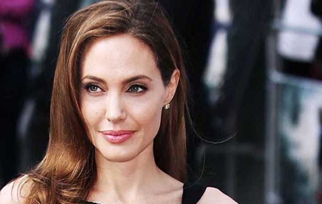 Σπάνια γυμνή φωτογράφιση της Αντζελίνας Τζολί – Δείτε την!