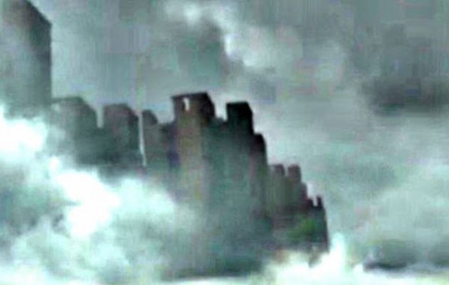 Ουράνια πόλη εμφανίστηκε πάνω από την Κίνα (βίντεο + φωτο)