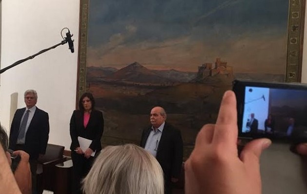 Ζωή: Θα μας κρίνει η ιστορία – Βούτσης: Μας έκρινε ο λαός