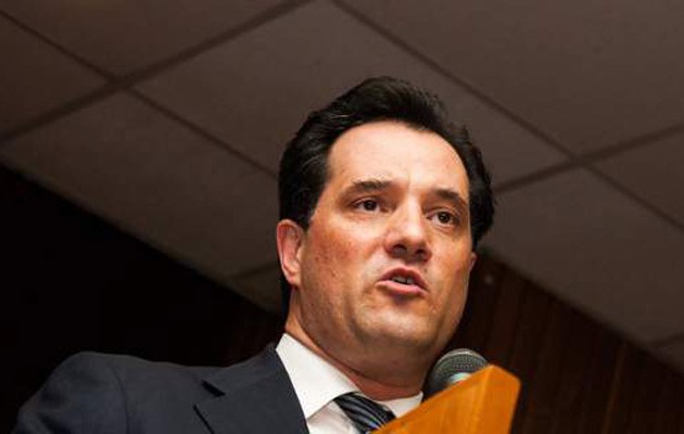 Όταν ο Άδωνις «στόλιζε» Μητσοτάκη, Σαμαρά, Μπακογιάννη, Καραμανλή και Ν.Δ. (βίντεο)