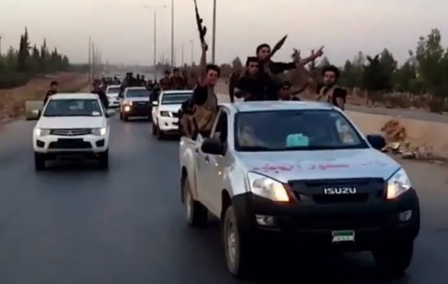 Οι τζιχαντιστές κάλεσαν ενισχύσεις στη μεγάλη μάχη νότια του Χαλεπιού (βίντεο)