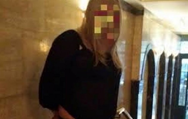 30χρονος Κύπριος δημόσιος υπάλληλος ήταν “ξανθιά πόρνη” στην Αίγυπτο